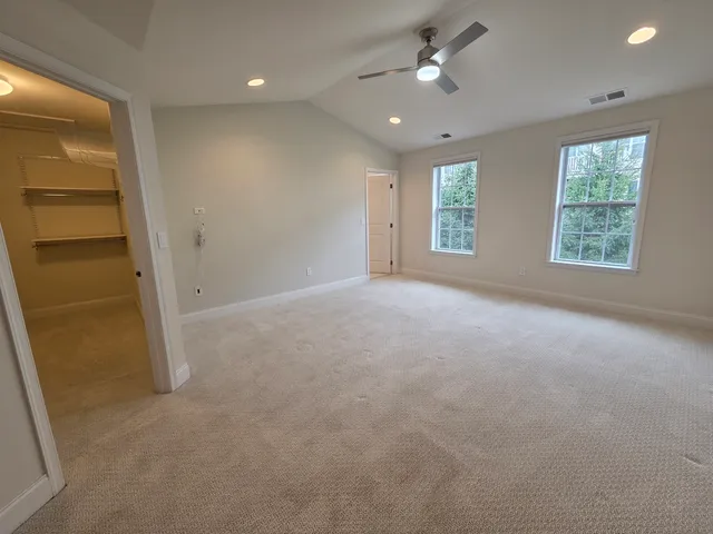 $4,200 | 12 Putnam Lane, Danbury, CT 06810