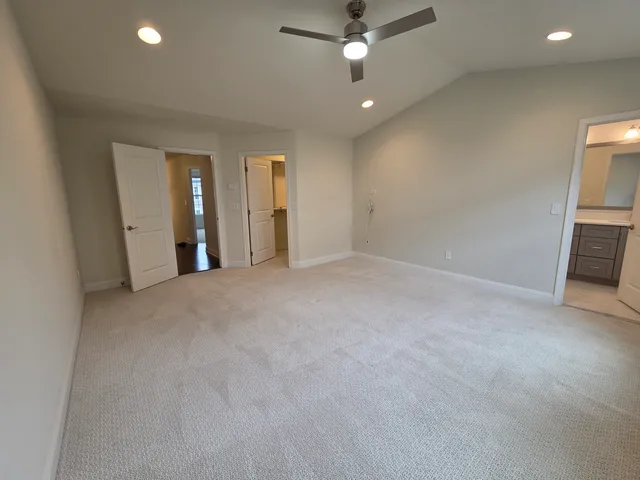 $4,200 | 12 Putnam Lane, Danbury, CT 06810