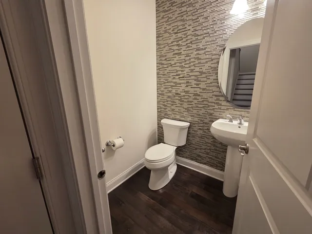 $4,200 | 12 Putnam Lane, Danbury, CT 06810