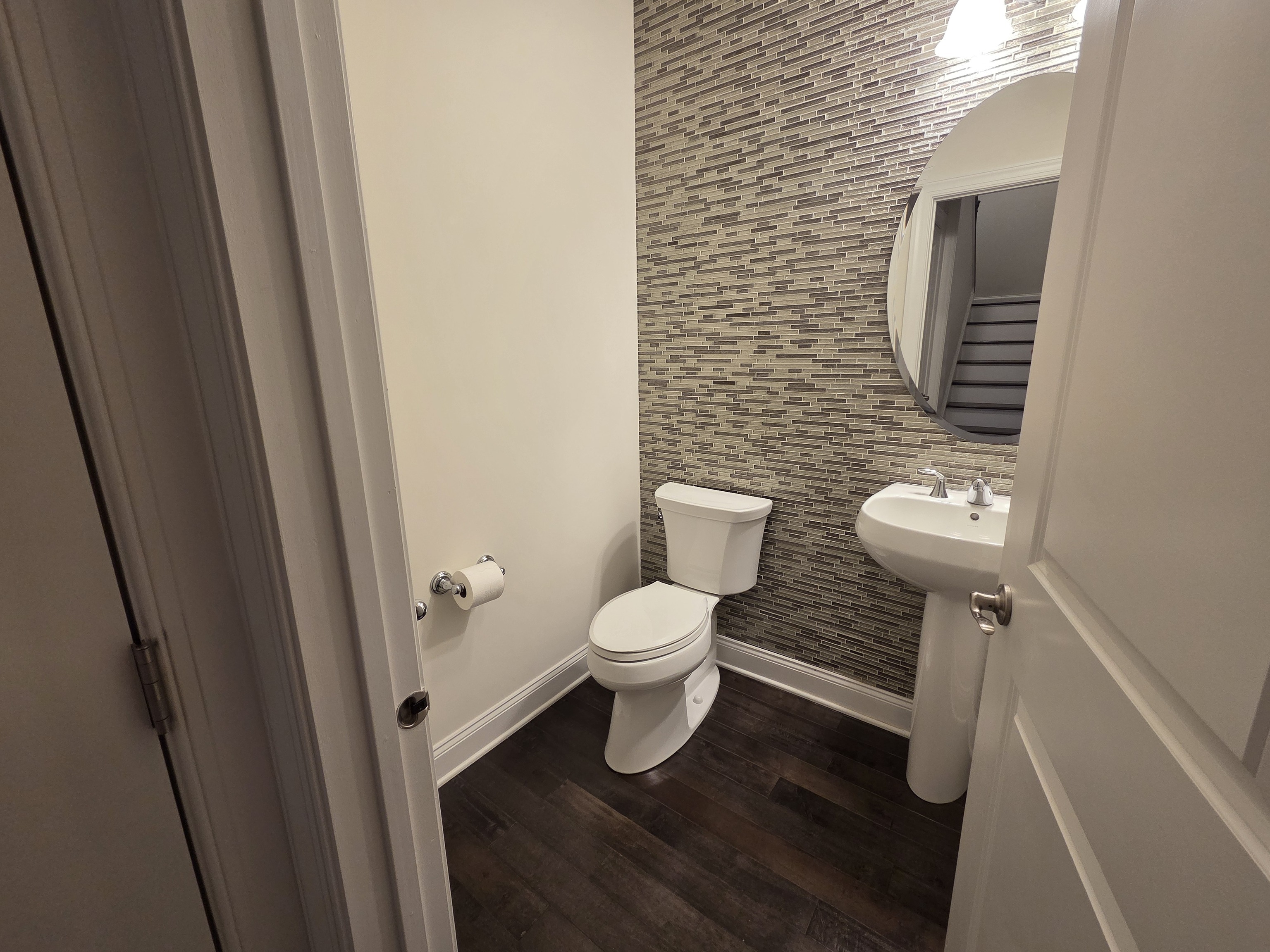 12 Putnam Lane Danbury, CT 06810 - Photo 5 of 33 a bathroom with a toilet