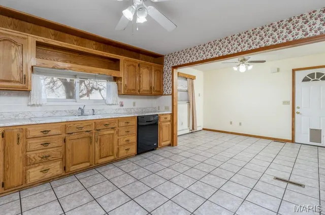 $399,900 | 1171 Elm Street, Lebanon, MO 65536