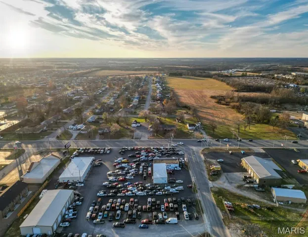 $399,900 | 1171 Elm Street, Lebanon, MO 65536