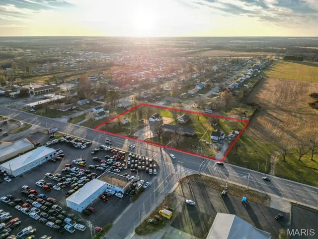 $399,900 | 1171 Elm Street, Lebanon, MO 65536