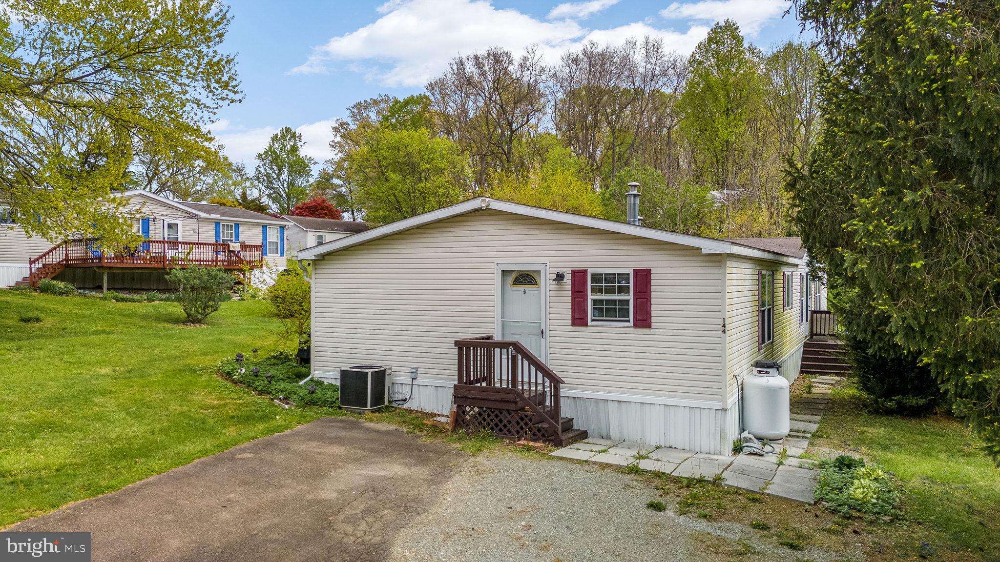 144 Glen Roy Road Nottingham, PA 19362 - Photo 1 of 36 Gallery Image 1