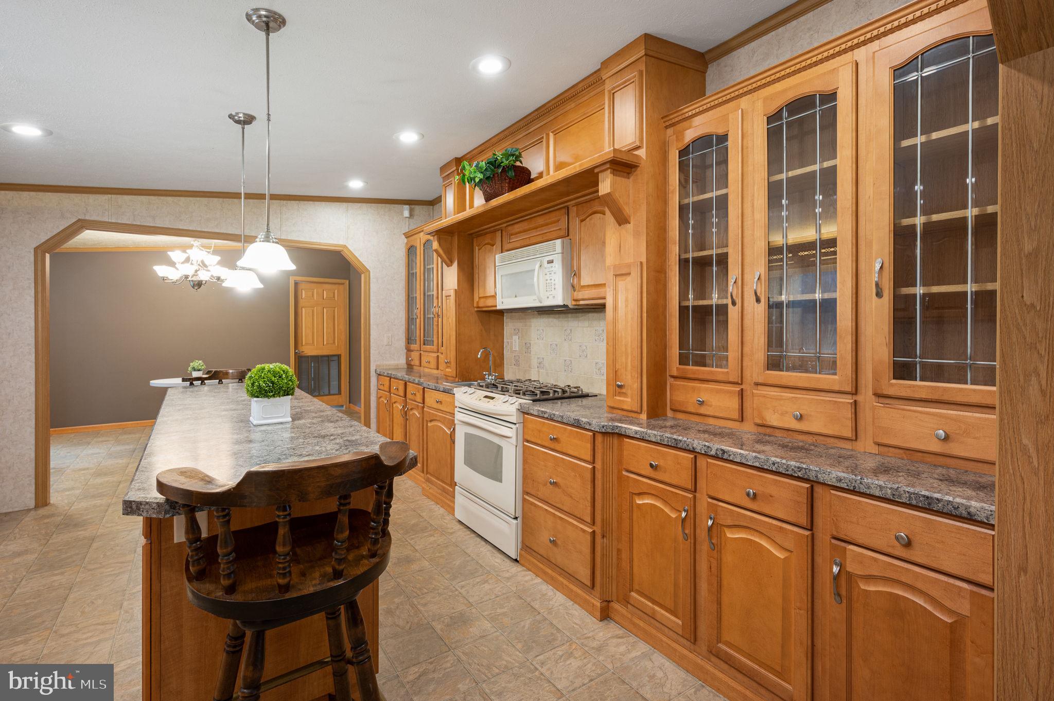 144 Glen Roy Road Nottingham, PA 19362 - Photo 4 of 36 Gallery Image 4