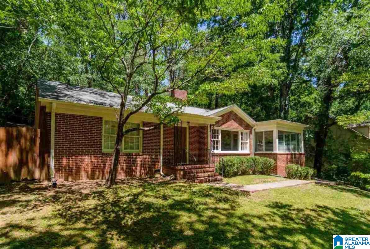 1824 Saulter Road Birmingham, AL 35209 - Photo 2 of 24