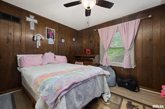 $229,900 | 2635 North Kingston Drive, Peoria, IL 61604