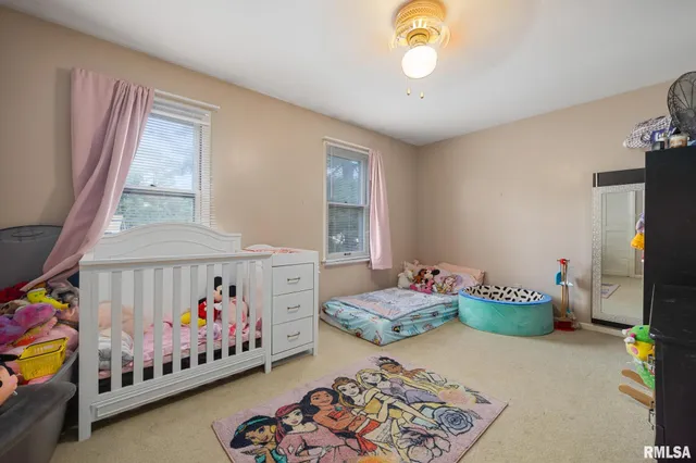 $229,900 | 2635 North Kingston Drive, Peoria, IL 61604