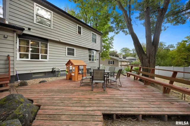 $229,900 | 2635 North Kingston Drive, Peoria, IL 61604