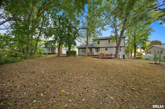 $229,900 | 2635 North Kingston Drive, Peoria, IL 61604