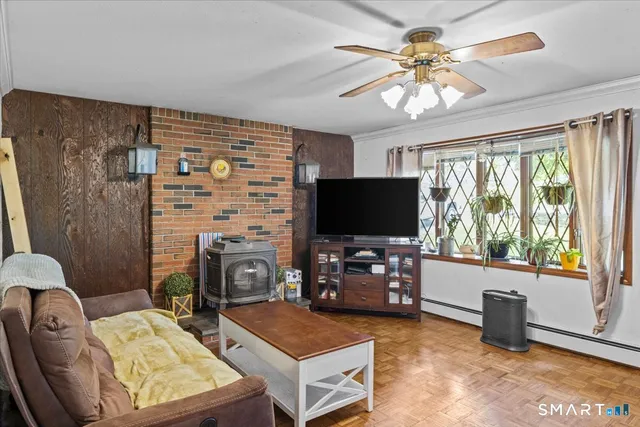 $449,000 | 88 Pompeo Road, North Grosvenordale, CT 06255