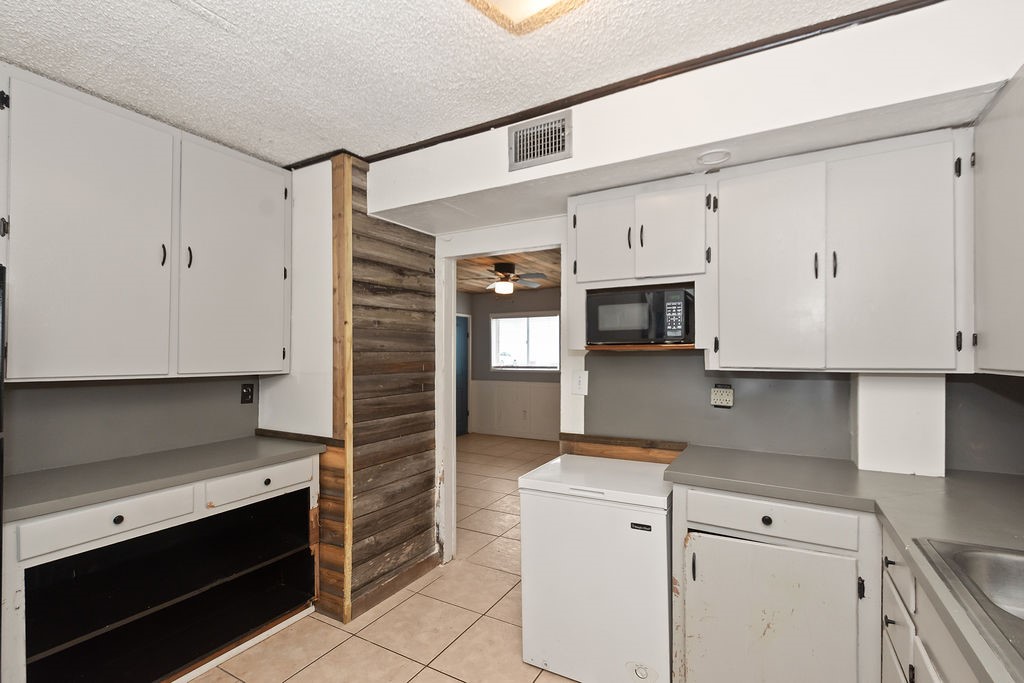 1503 Blue Water Drive Freeport, TX 77541 - Photo 12 of 49