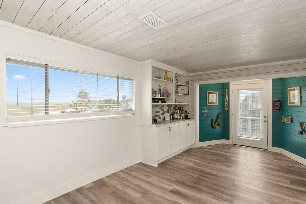 1503 Blue Water Drive Freeport, TX 77541 - Photo 14 of 49