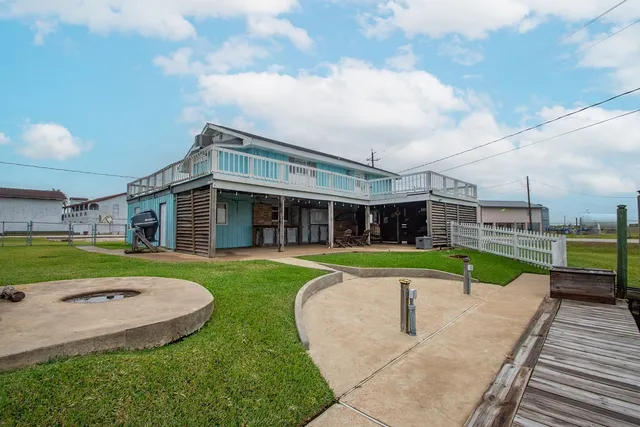 $395,000 | 1503 Blue Water Drive, Freeport, TX 77541