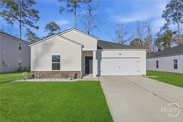 $319,000 | 305 Lillian Street, Rincon, GA 31326