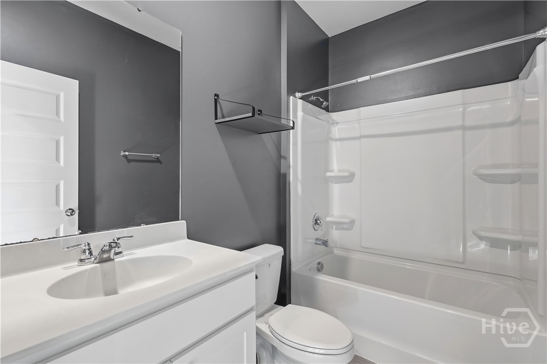 305 Lillian Street Rincon, GA 31326 - Photo 17 of 20 Hall Bath