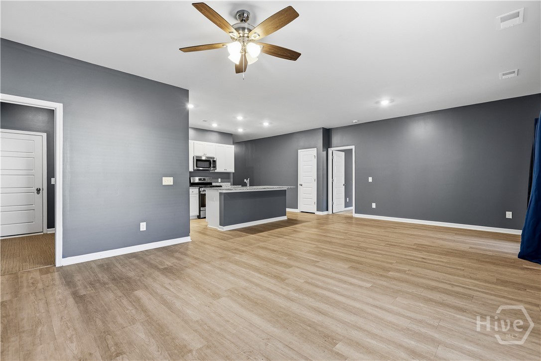 305 Lillian Street Rincon, GA 31326 - Photo 9 of 20 Living Area