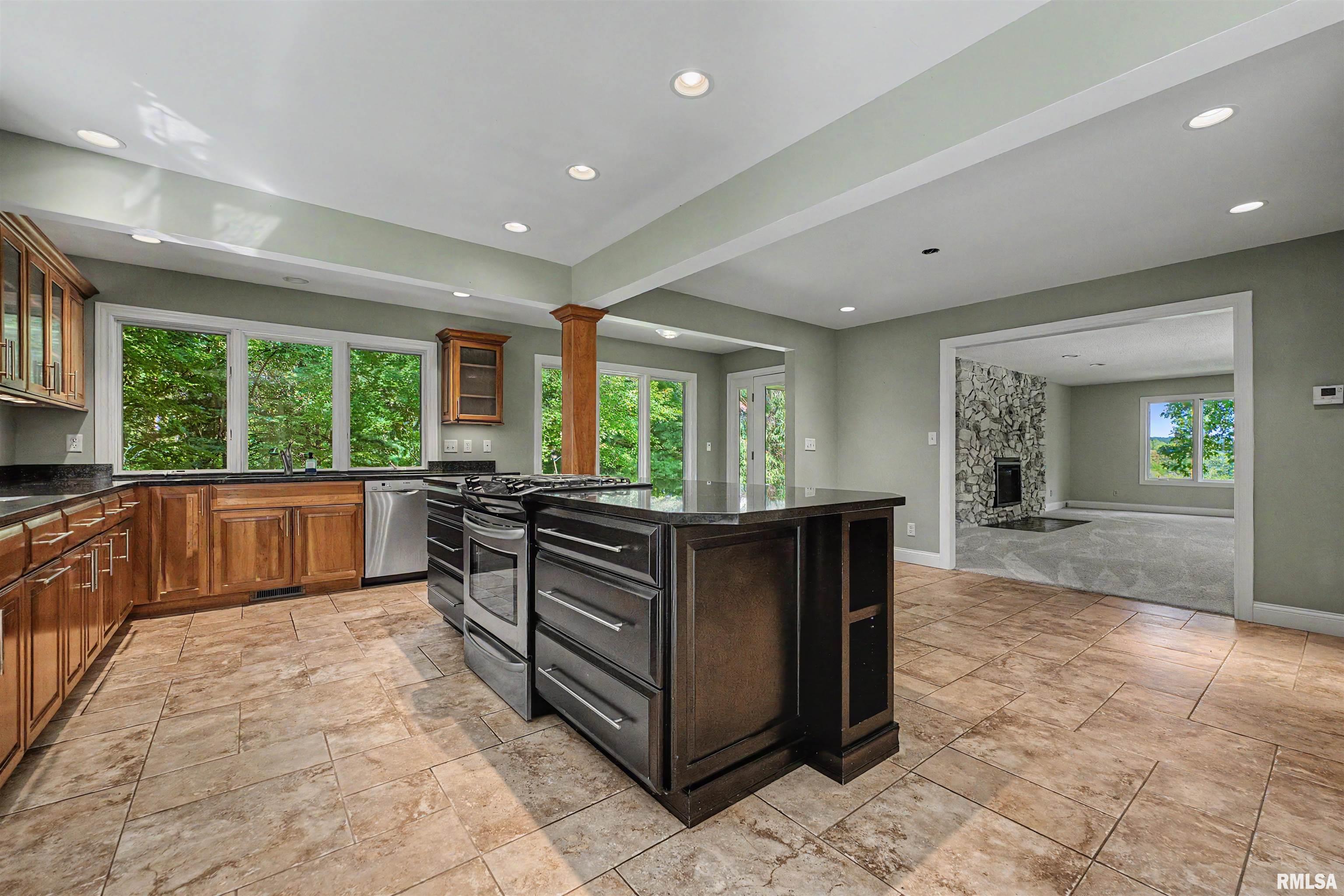 5388 Smith Road Pleasant Plains, IL 62677 - Photo 26 of 69 Gallery Image 26
