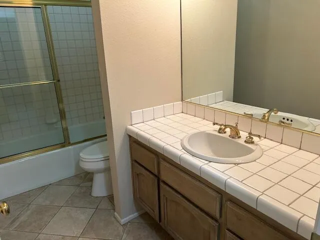 $2,300 | 77638 Calle Las Brisas West, Palm Desert, CA 92211