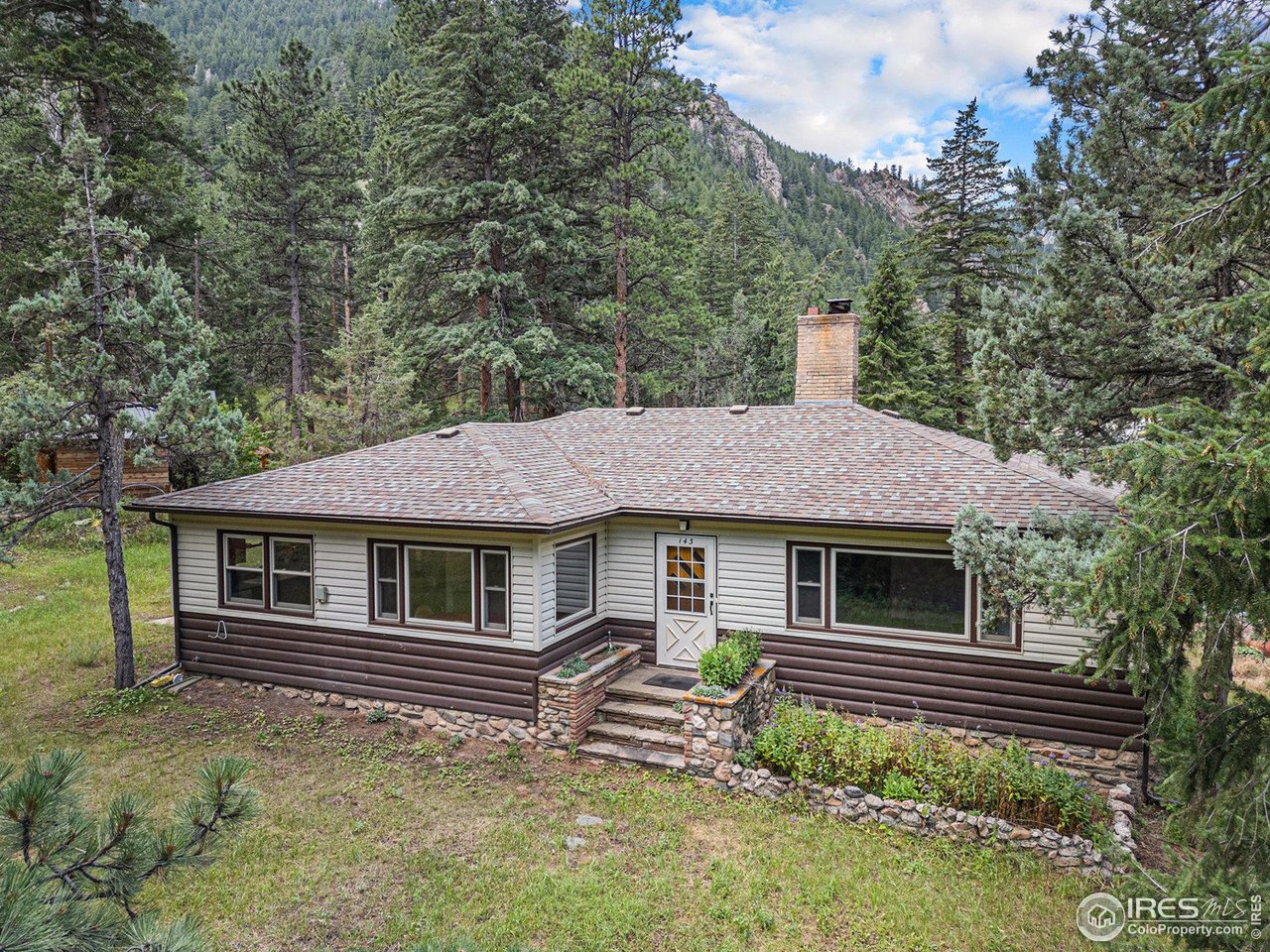 143 Waltonia Road Drake, CO 80515 - Photo 2 of 33