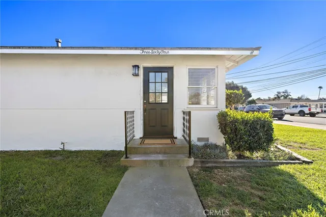 $4,200 | 364 East 18th Street, Costa Mesa, CA 92627