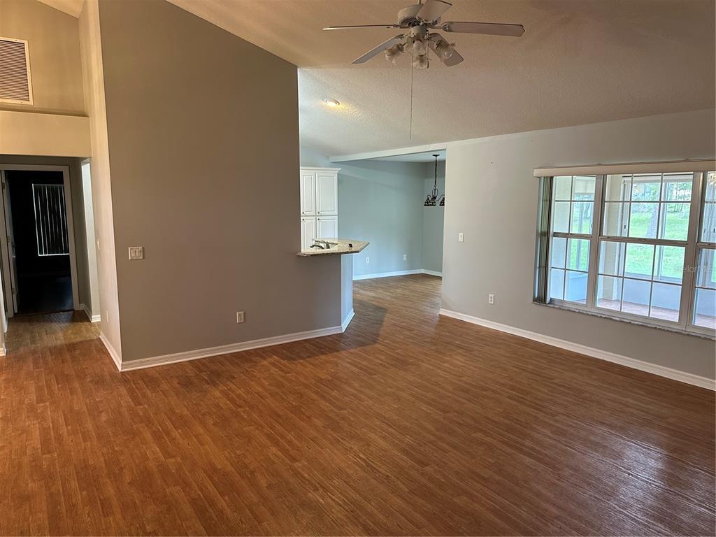 4915 Southwest 111th Pl Road Ocala, FL 34476 - Photo 2 of 12