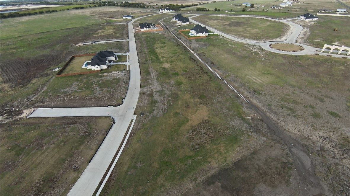 141 Sunflower Street Lorena, TX 76655 - Photo 11 of 39