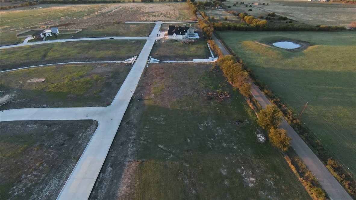 141 Sunflower Street Lorena, TX 76655 - Photo 18 of 39