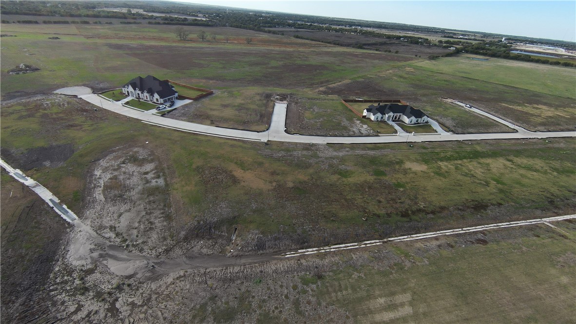 141 Sunflower Street Lorena, TX 76655 - Photo 9 of 39