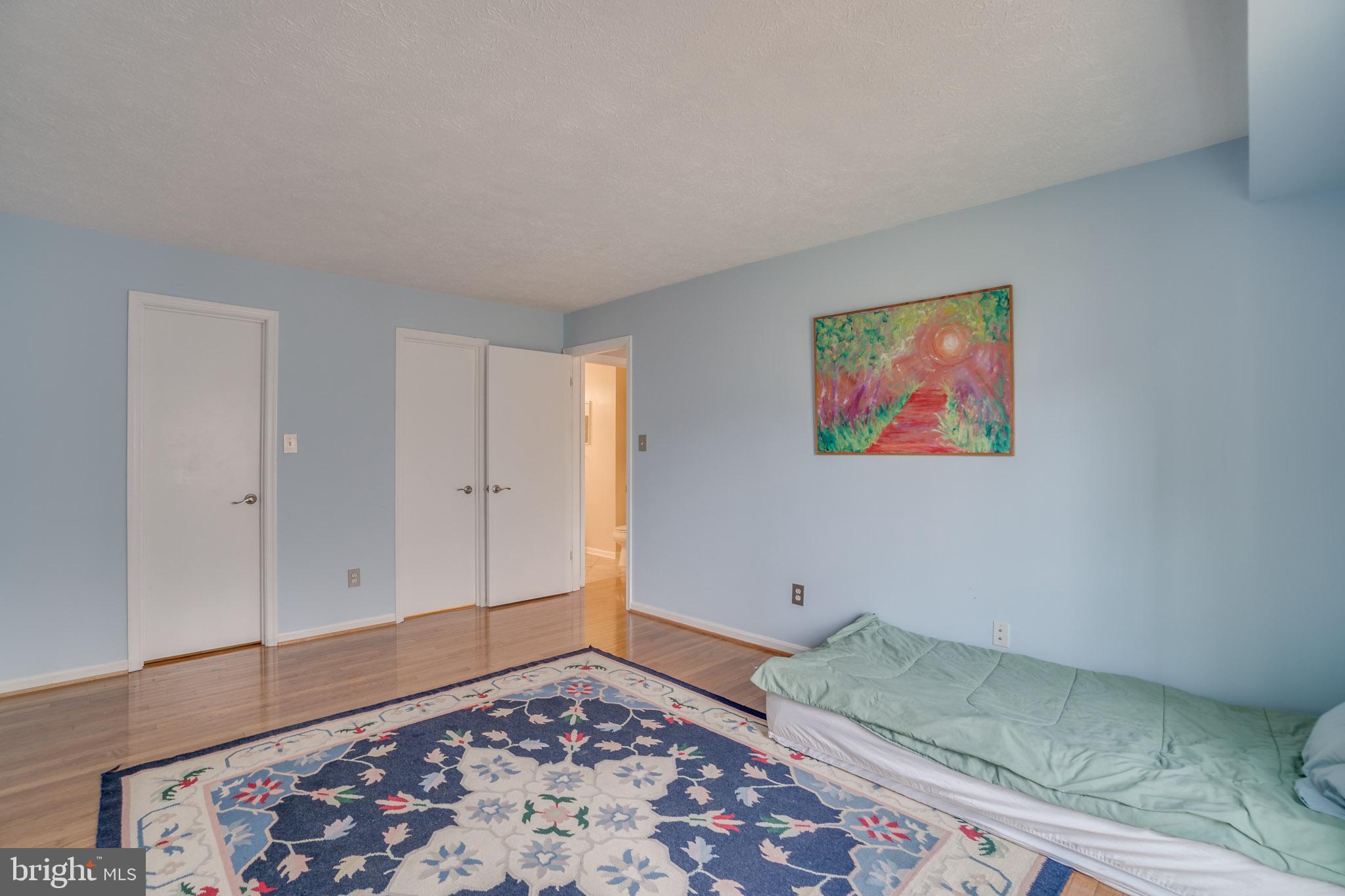 9985 Oakton Terrace Road Oakton, VA 22124 - Photo 14 of 29