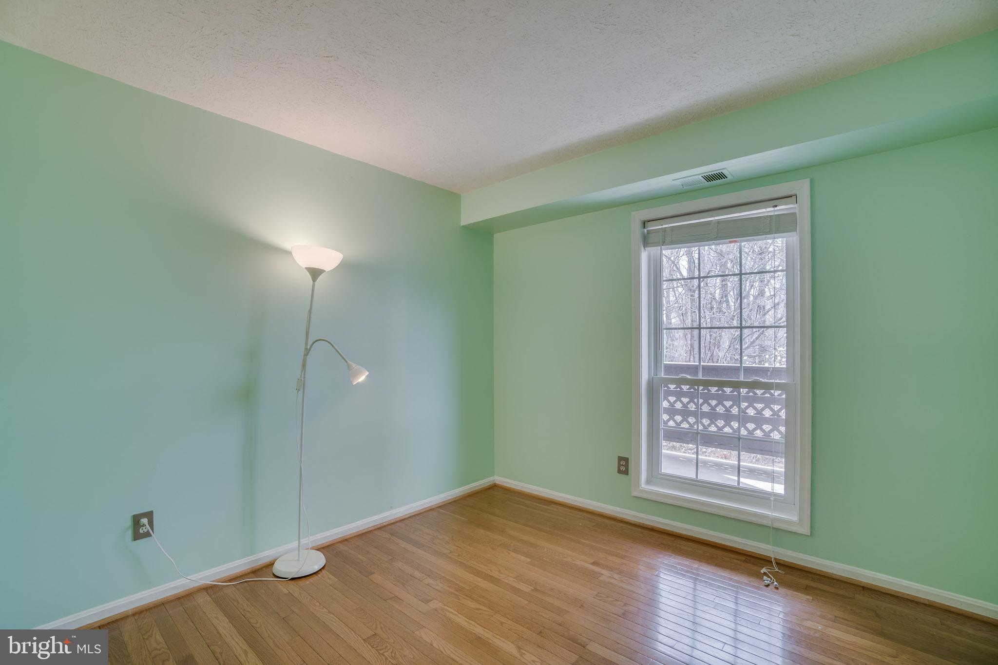 9985 Oakton Terrace Road Oakton, VA 22124 - Photo 18 of 29