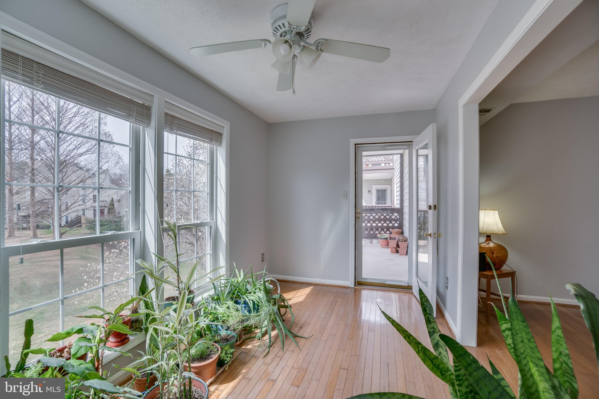 9985 Oakton Terrace Road Oakton, VA 22124 - Photo 10 of 29