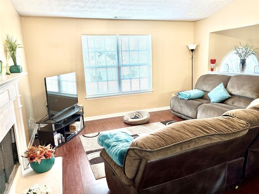 35 Pembroke Place Covington, GA 30016 - Photo 3 of 12