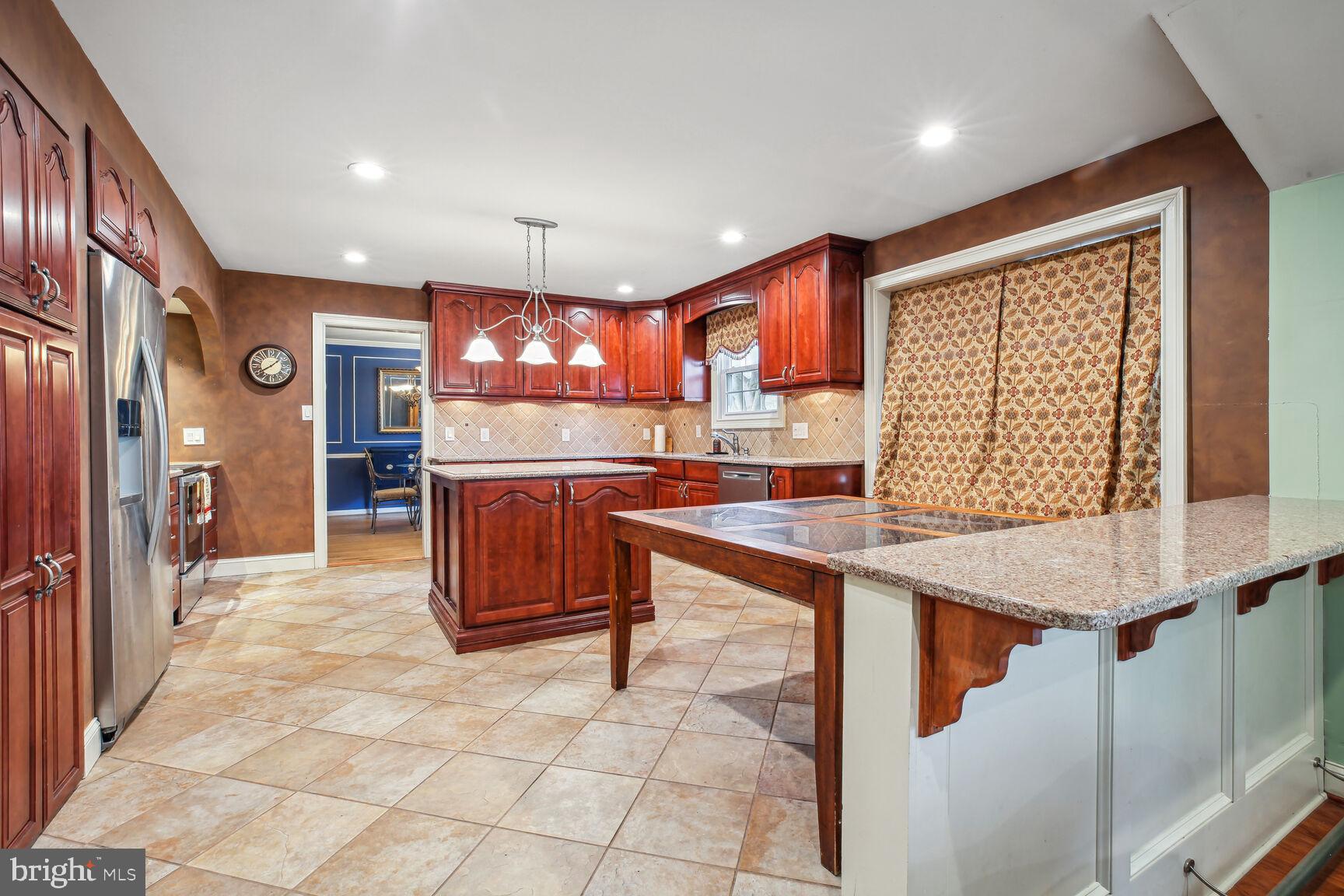 307 Mohawk Drive Wenonah, NJ 08090 - Photo 12 of 25