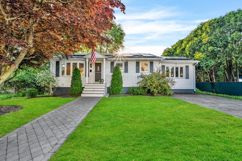 2 Bailey Street Methuen, MA 01844 - Photo 1 of 31