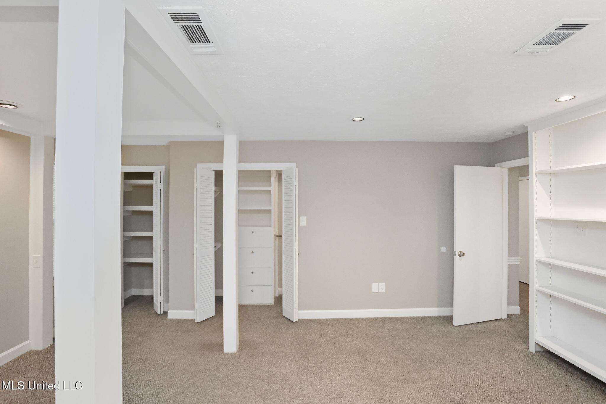 3527 Edmar Place Jackson, MS 39216 - Photo 31 of 61 38_3527_Edmar_Pl_Jackson_MS_39216-Bedroo