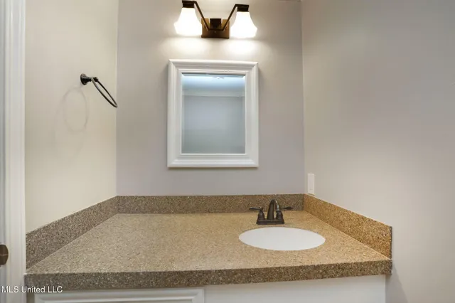 $319,900 | 3527 Edmar Place, Jackson, MS 39216