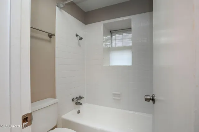 $319,900 | 3527 Edmar Place, Jackson, MS 39216