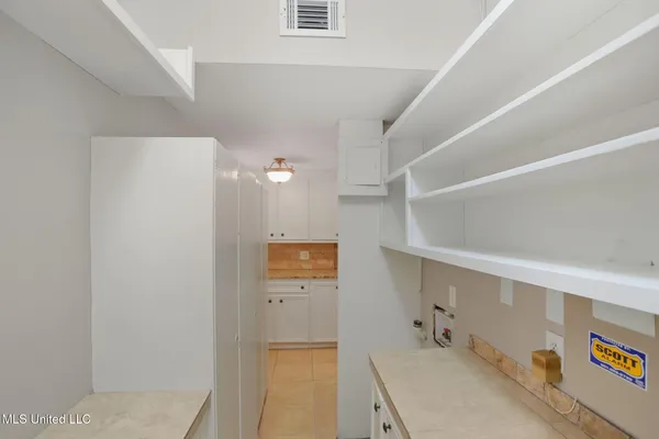 $299,900 | 3527 Edmar Place, Jackson, MS 39216