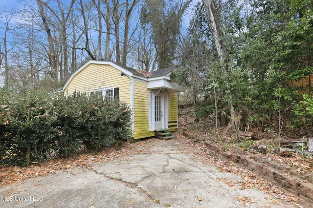 $319,900 | 3527 Edmar Place, Jackson, MS 39216