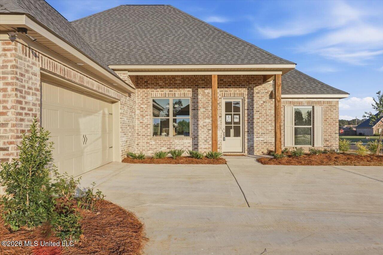 141 Palace Crossing Flowood, MS 39232 - Photo 4 of 47 04-141 Palace Xing _ Hometoursms.com