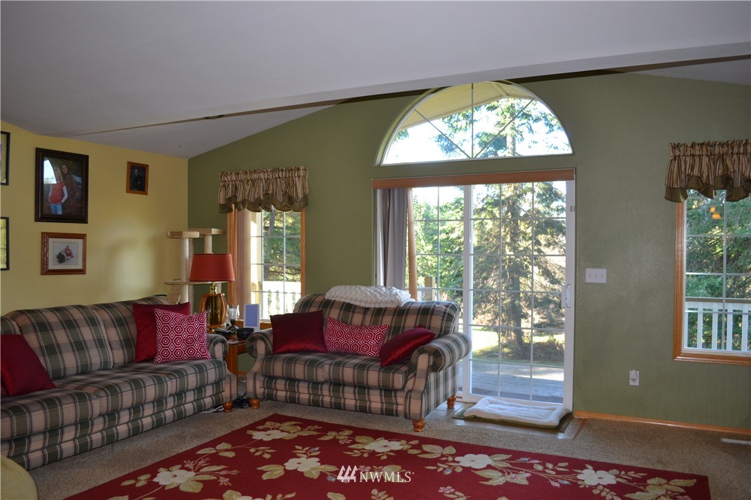3113 Zenkner Valley Road Centralia, WA 98531 - Photo 6 of 22 Gallery Image 6