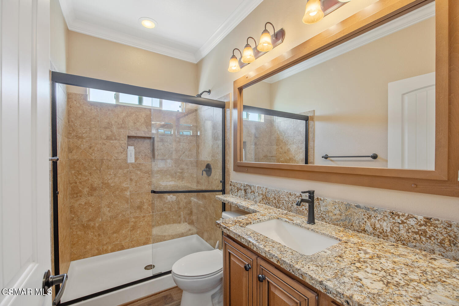 195 Tierra Rejada Road, Unit 170 Simi Valley, CA 93065 - Photo 19 of 35 195 Tierra Rejada Rd Simi-large-022-036-