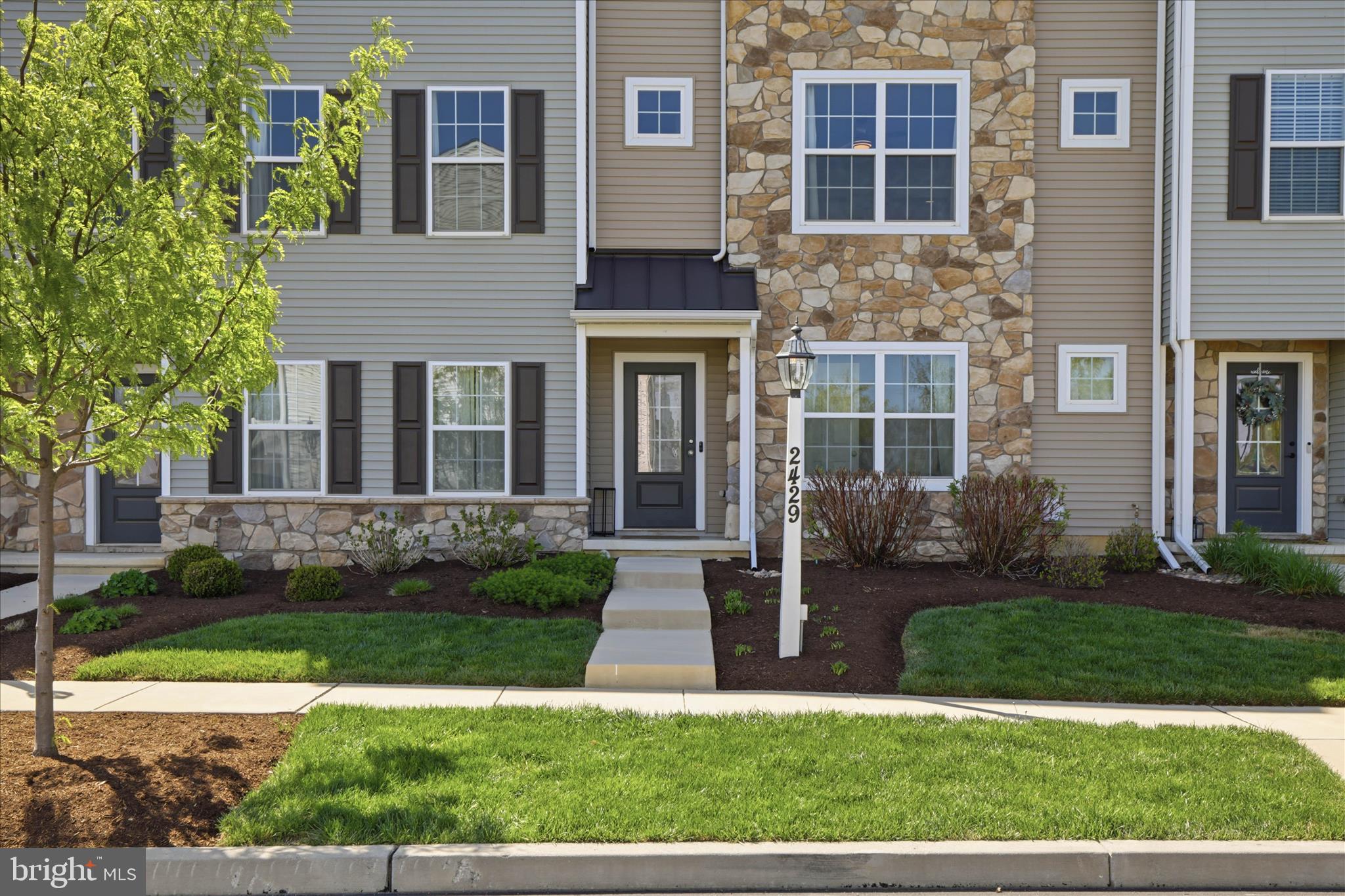 2429 Spring Water Circle Lancaster, PA 17601 - Photo 2 of 38