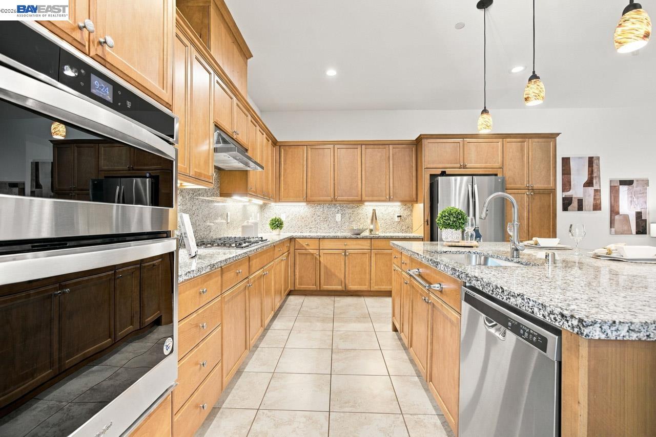 627 Thyme Way San Ramon, CA 94582 - Photo 9 of 49 Gallery Image 9