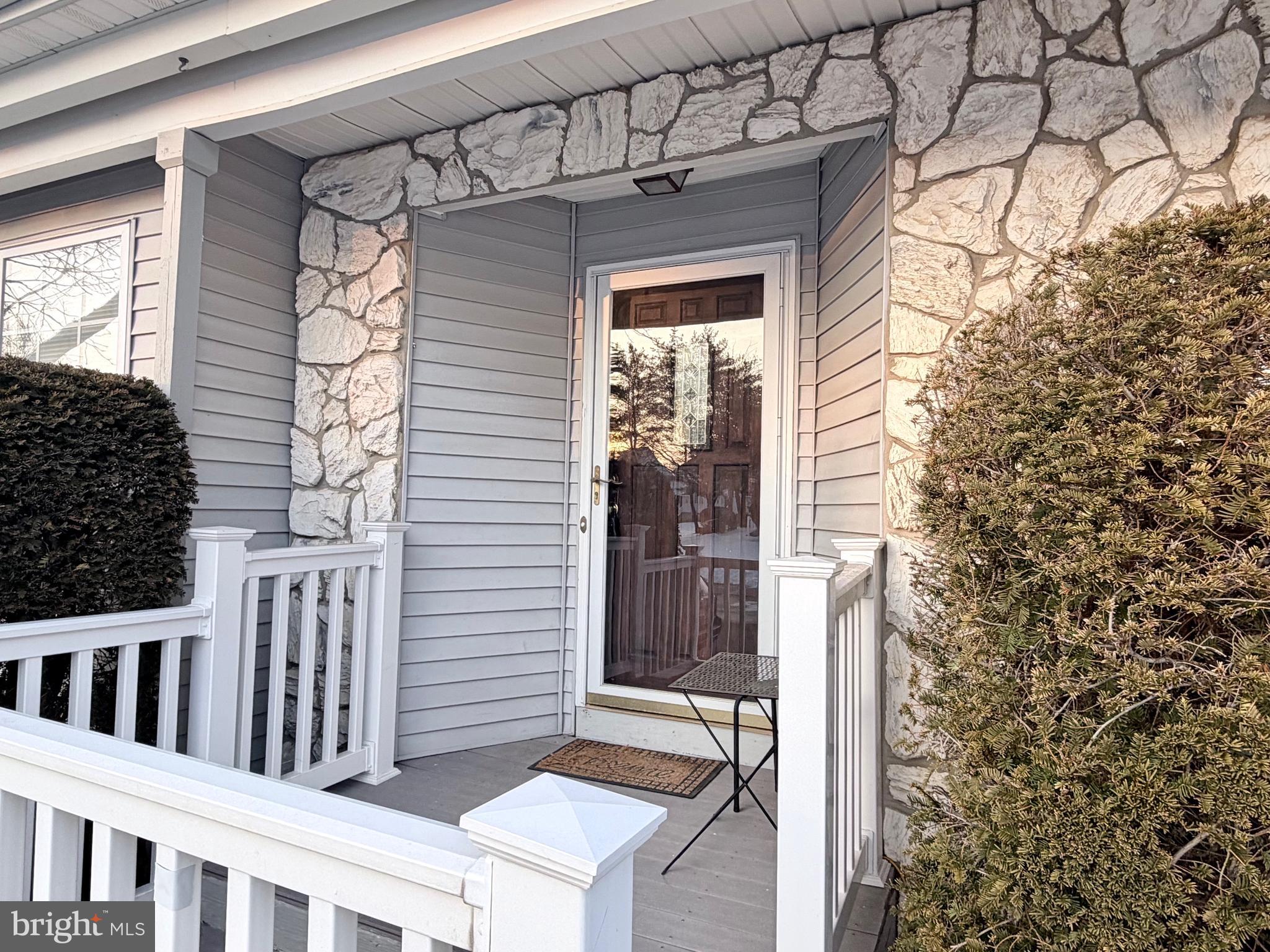 55 Sand Hill Road Jamesburg, NJ 08831 - Photo 4 of 35