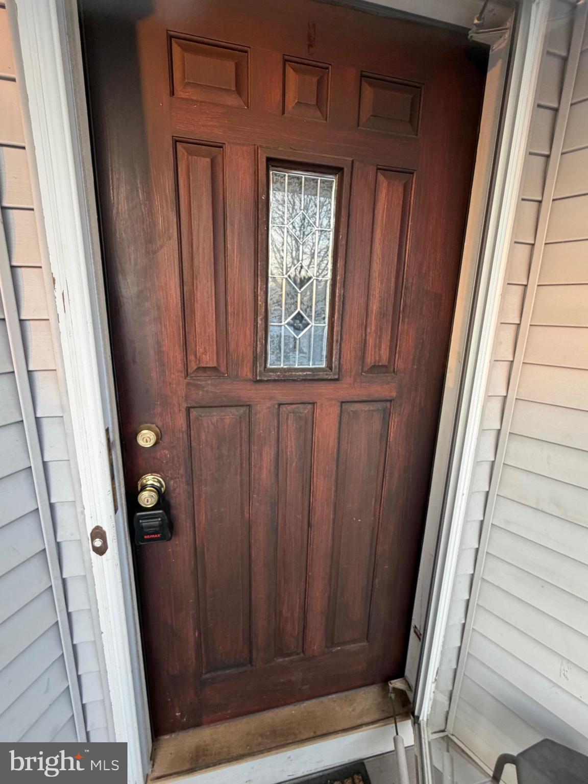 55 Sand Hill Road Jamesburg, NJ 08831 - Photo 5 of 35