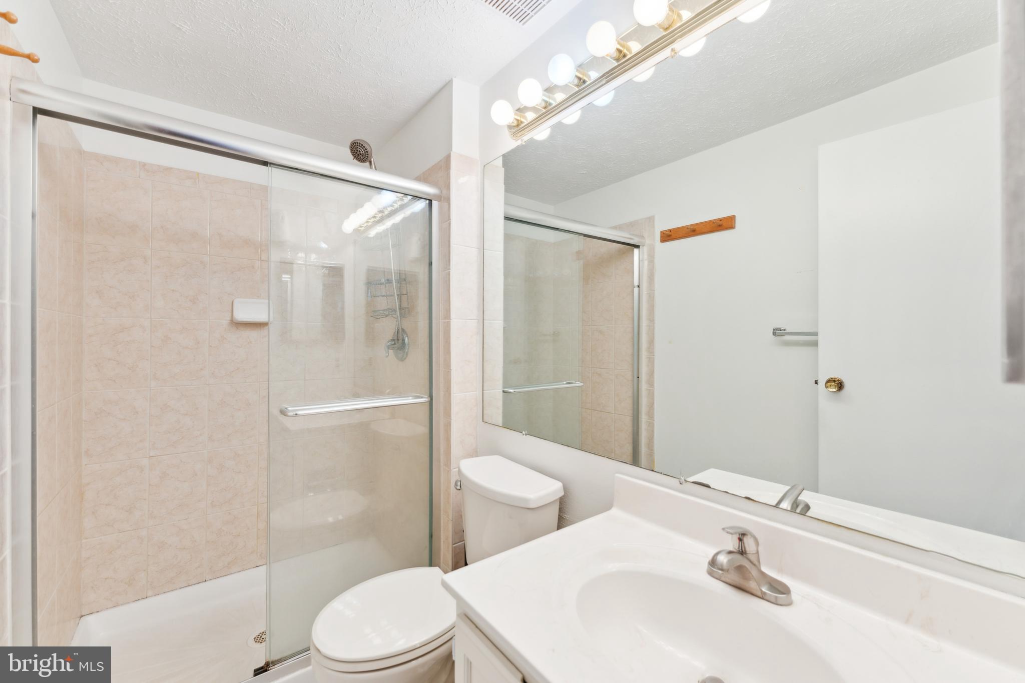 10205 Bald Hill Road Bowie, MD 20721 - Photo 24 of 43 BATHROOM ENSUITE