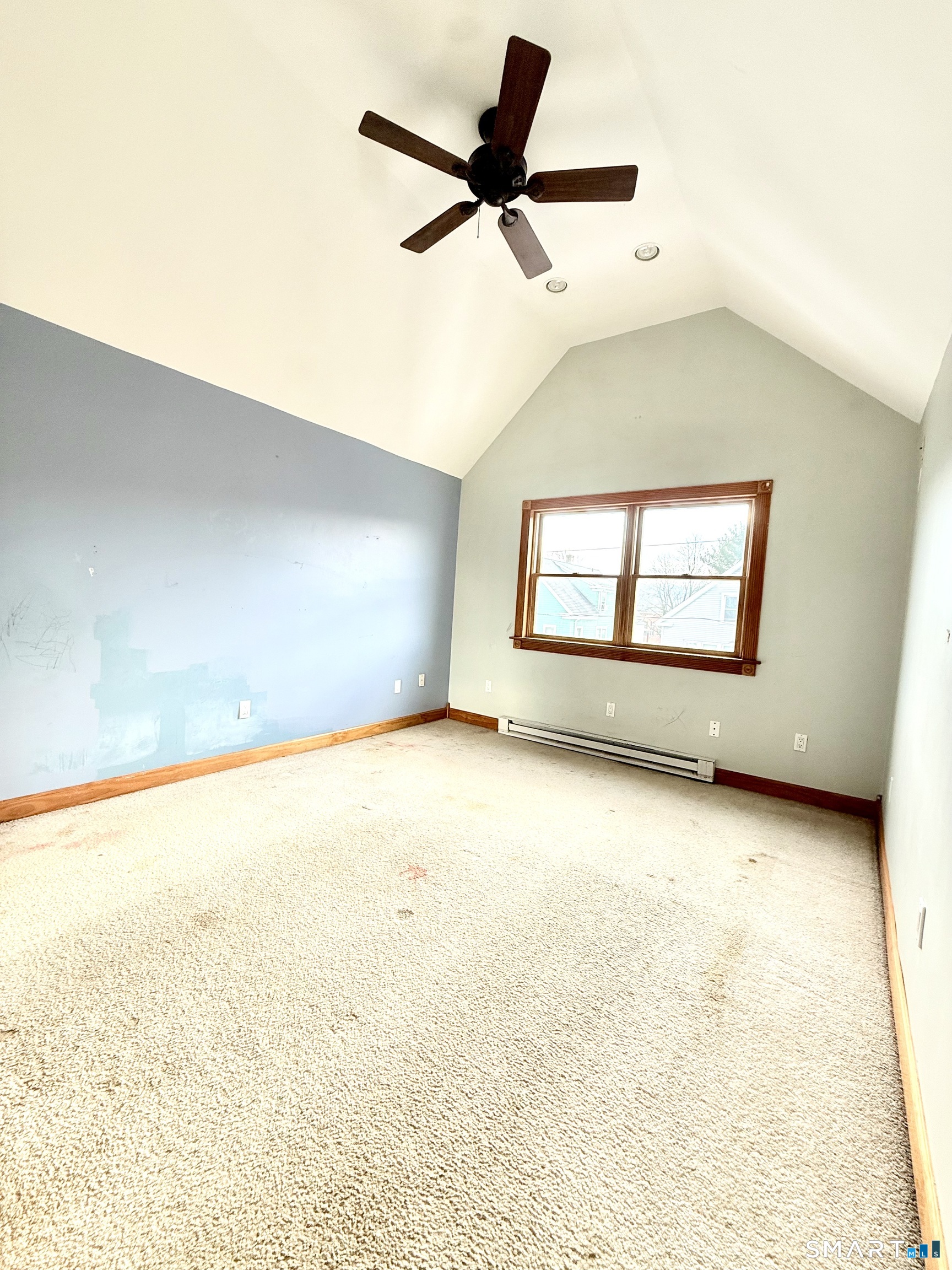 85 Alma Street Waterbury, CT 06705 - Photo 13 of 20