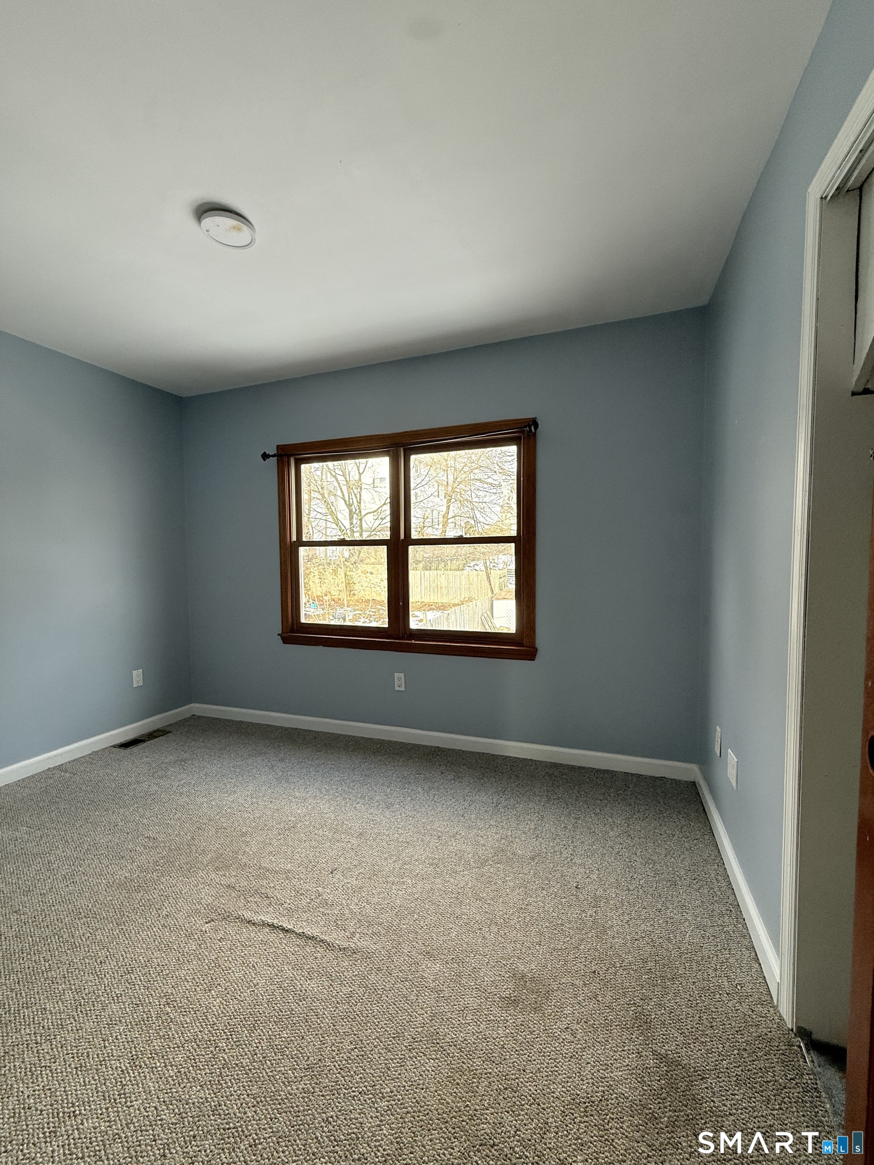 85 Alma Street Waterbury, CT 06705 - Photo 16 of 20